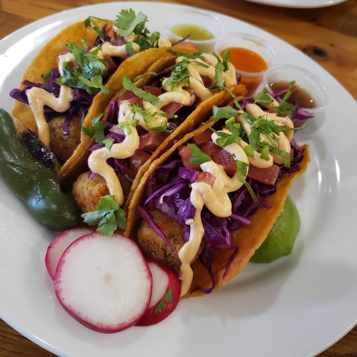 review photo of Pulse Cafe Crispy Tofu Tacos shared by @amandalanphear on 02 Nov 2022 - review