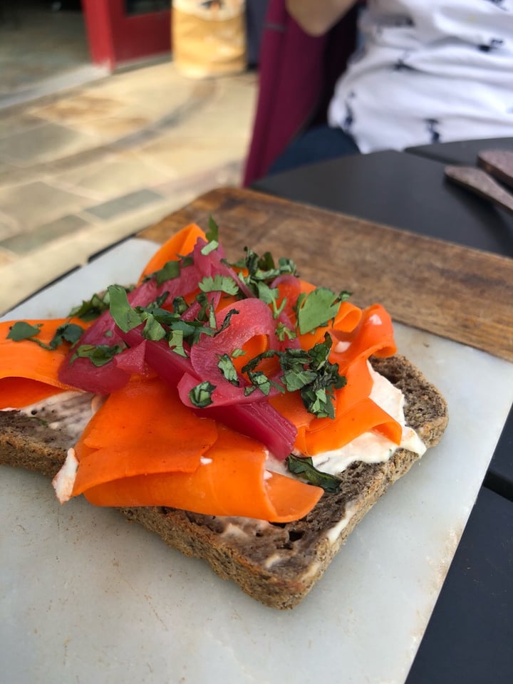 photo of OH! Juice Cafe Cashew Carrot & Herb Toast shared by @ecogoddess on  22 Nov 2018 - review