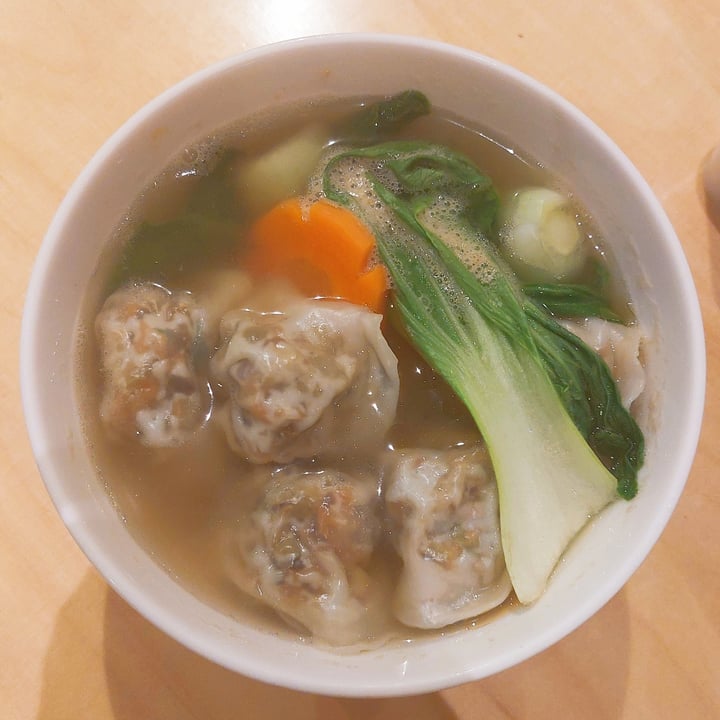 photo of Real Food Dumpling Soup shared by @iloveveggies on  13 Oct 2022 - review