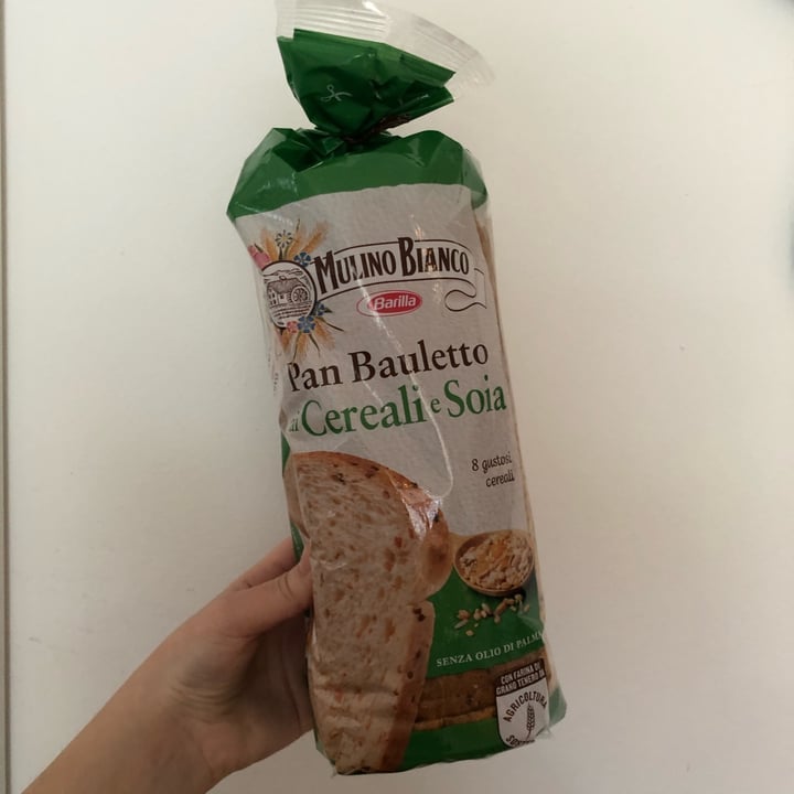 photo of Mulino Bianco Pan Bauletto ai Cereali e Soia shared by @margheritabbb on  03 Apr 2022 - review