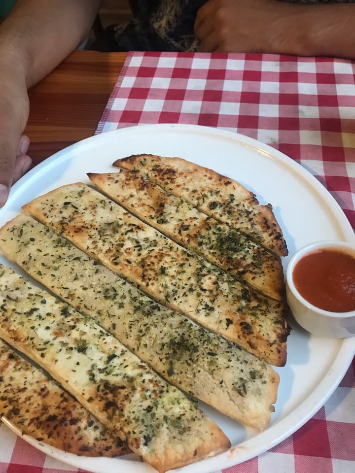 review photo of Polenta Pizzería Palitos De Ajo shared by @isincarne on 01 Mar 2020 - review