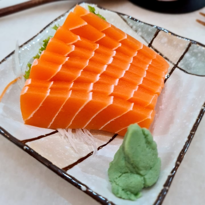 photo of Lucky Cat Konjac Salmon Sashimi shared by @gretchforveg on  17 Apr 2021 - review