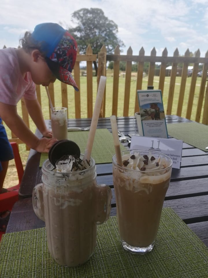 photo of Asher's Corner Cafe @ Ashers Farm Sanctuary Coffee milkshake shared by @enrikosg on  08 Mar 2020 - review