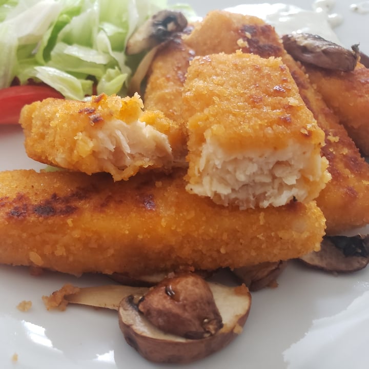 photo of Mein Veggie Tag Vegane Fischstäbchen shared by @camilaraota on  08 Sep 2022 - review