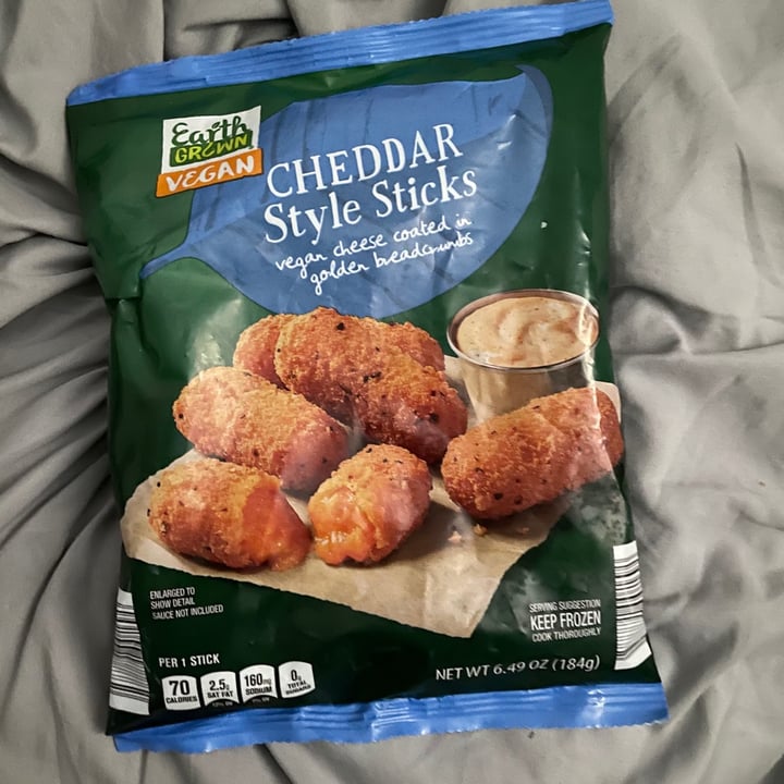 review photo of Earth Grown Cheddar cheese sticks shared by @soularflare on 18 Apr 2021 - review
