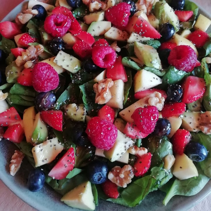 photo of Savory Açaí House & Healthy Food Ensalada de frutas y hortalizas shared by @beatriu on  20 Jun 2020 - review