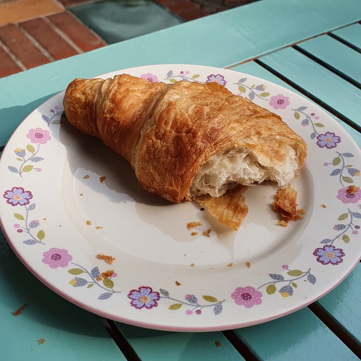 photo of No Milk Today Croissant shared by @martini on  30 Sep 2021 - review