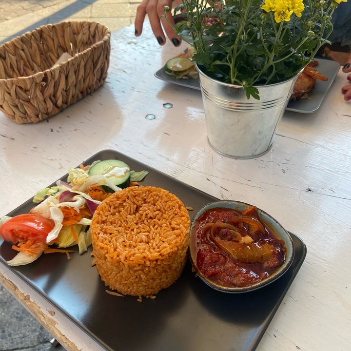 review photo of Didi Pa Berlin - West African Kitchen Jollof rice shared by @cplusconsciouscuisin on 03 Aug 2022 - review