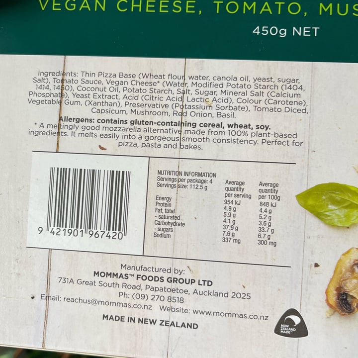 review photo of Mrs Green's Vegan Supreme Pizza shared by @carlaoliveira on 05 Feb 2022 - review