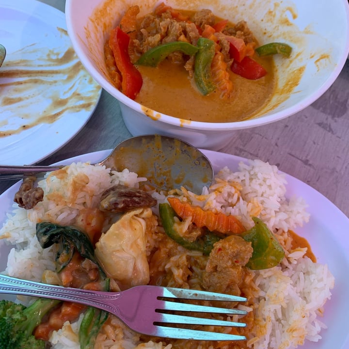 photo of Plumeria Vegetarian Encinitas panang curry with mock chicken shared by @unejanie on  26 Oct 2022 - review