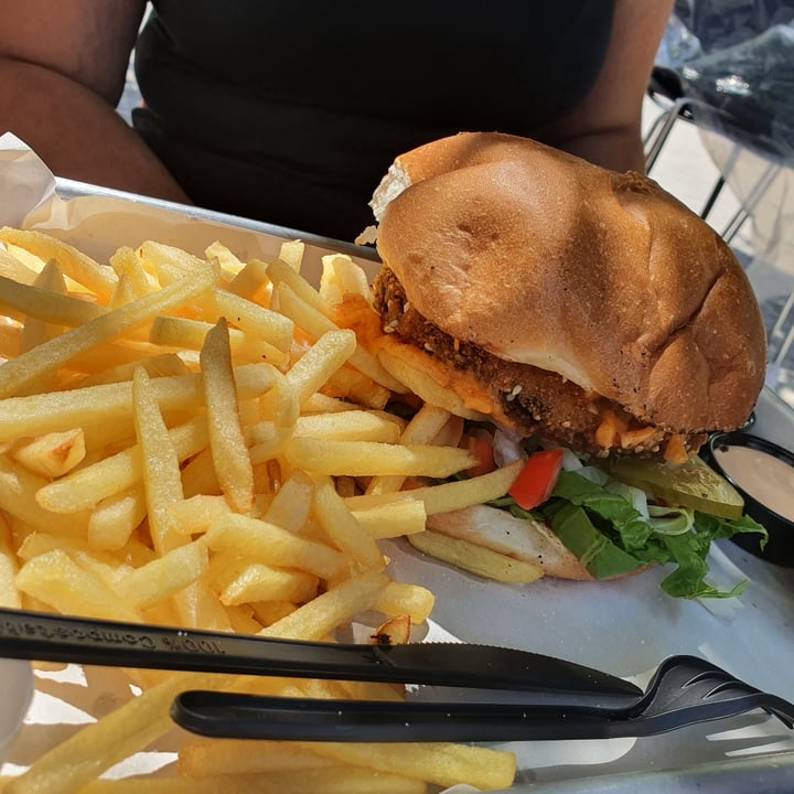 review photo of הענק הירוק אקספרס קריספי בורגר shared by @gsavaryego on 29 Jun 2020 - review