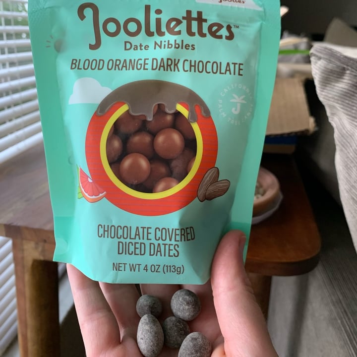 photo of Joolies Super Fruit Jooliettes Dark Chocolate Blood Orange Covered Dates shared by @stargazer00742 on  17 Dec 2022 - review
