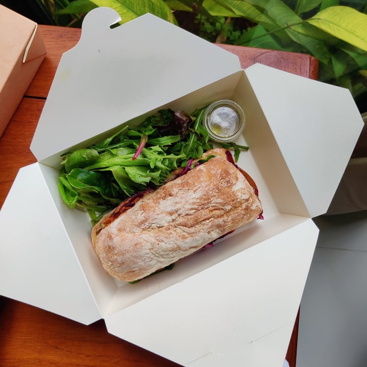 review photo of Planty of Love (Delivery and Pick-up) Karana Pulled Pork Sandwich shared by @mansiv on 14 Aug 2021 - review