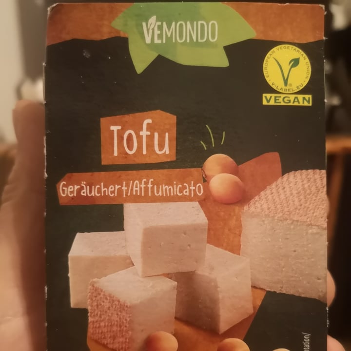 review photo of Vemondo Tofu affumicato shared by @matteorussochef on 20 Feb 2022 - review