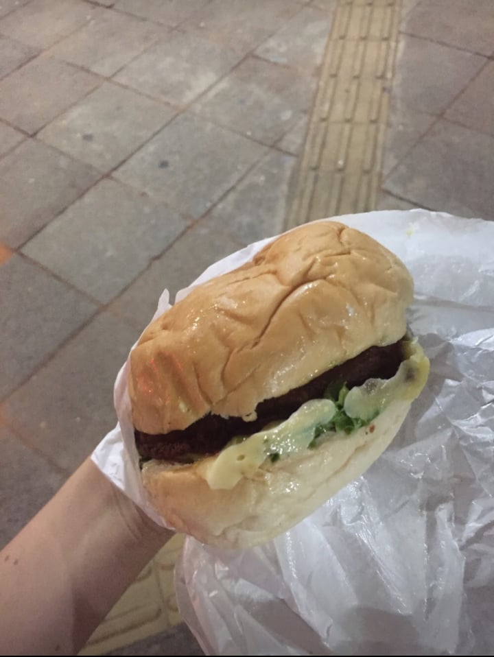 photo of Prime Dog Burger do Chef (Eleito O Melhor Burger Vegano De SP) shared by @revitojana on  31 Jan 2022 - review