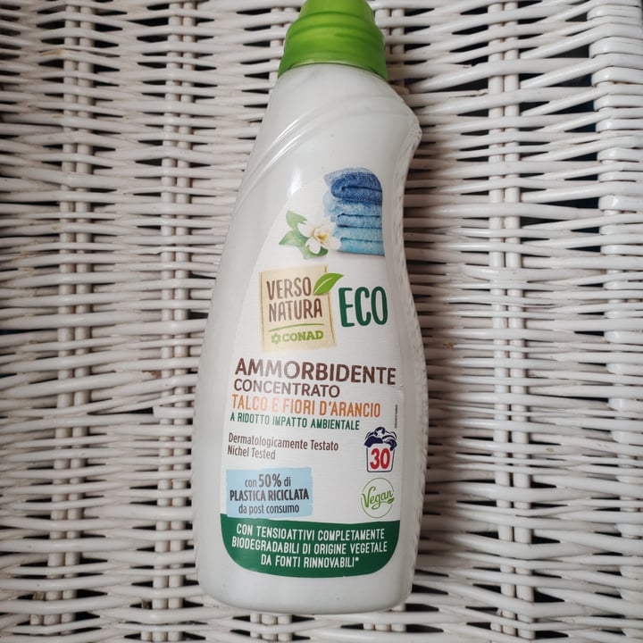 review photo of Verso Natura Eco Conad Ammorbidente Concentrato Talco e Fiori D’arancio shared by @maya82 on 15 Apr 2022 - review