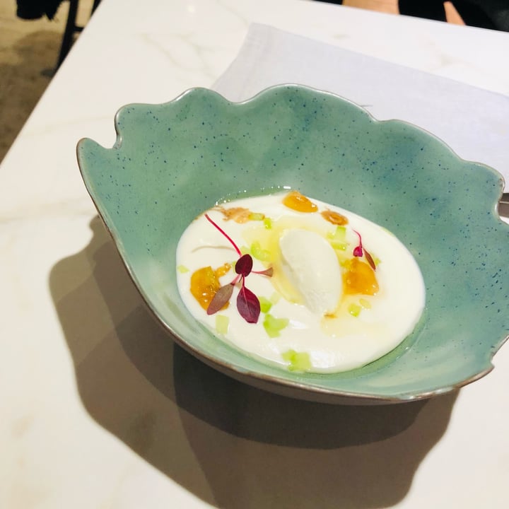 photo of Restaurante Xavier Pellicer Ajoblanco con sorbete de almendra shared by @marionayogacadaques on  22 Nov 2021 - review