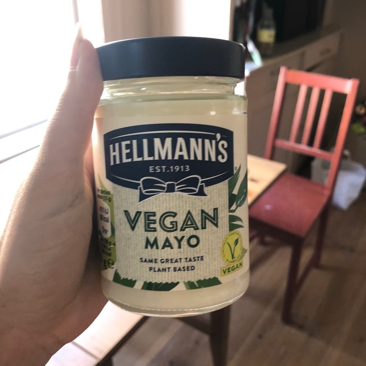 photo of Hellmann’s Hellman’s Vegan Mayonnaise shared by @cachalove on  23 Jul 2021 - review