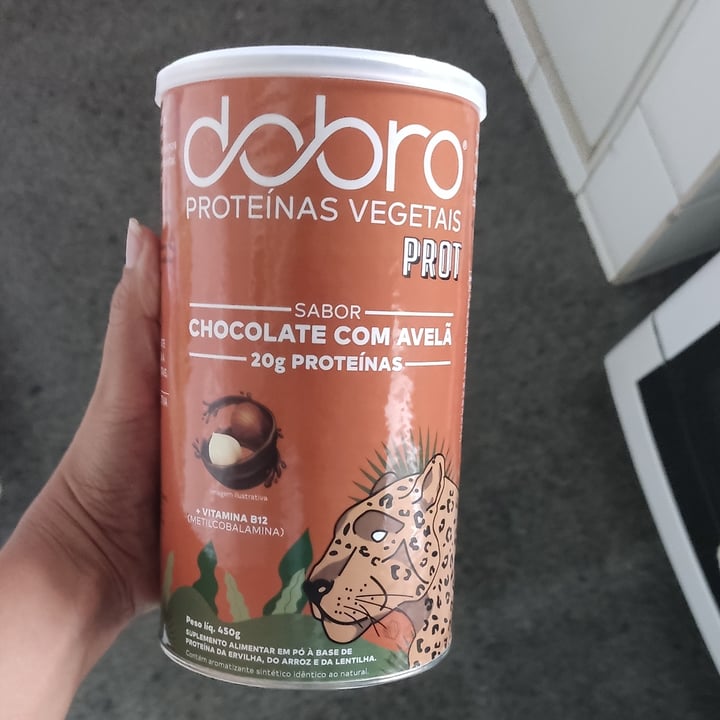 photo of Dobro Proteína vegetal sabor chocolate com avelã shared by @jujubavegan on  03 Jan 2023 - review