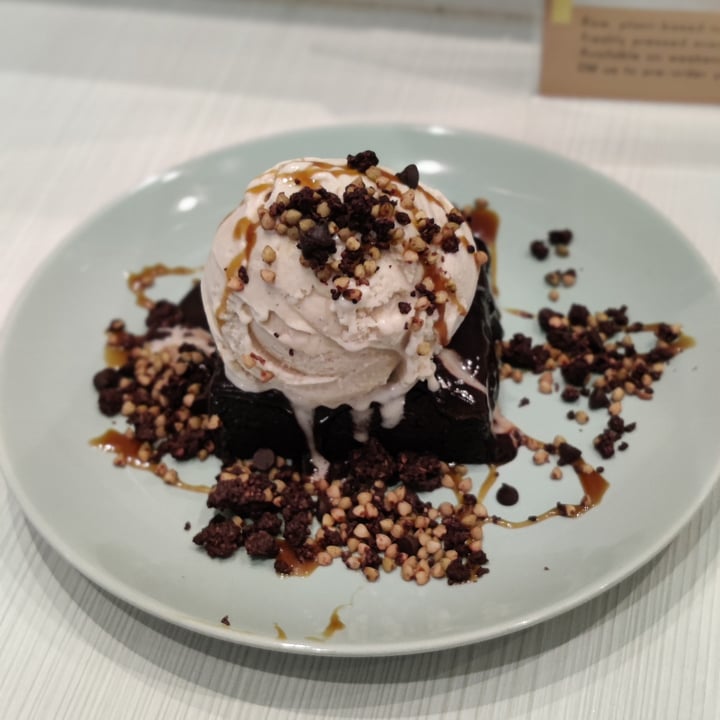 photo of Kind Kones Brownie Sundae shared by @mansiv on  06 Oct 2020 - review