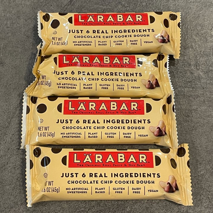 photo of Larabar Chocolate Chip Cookie Dough shared by @ekelcem on  20 Nov 2021 - review