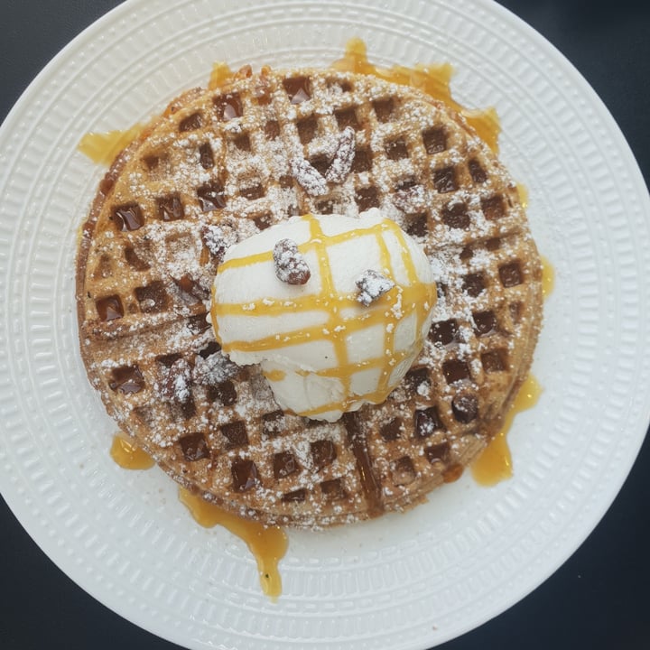 photo of The Vegan Chef Umhlanga Carrot Cake Waffle shared by @ullu on  10 Nov 2021 - review