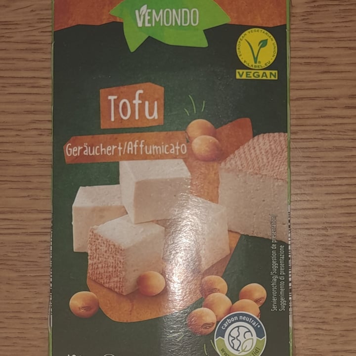 photo of Vemondo  Tofu Affumicato shared by @sorj8 on  08 Aug 2022 - review
