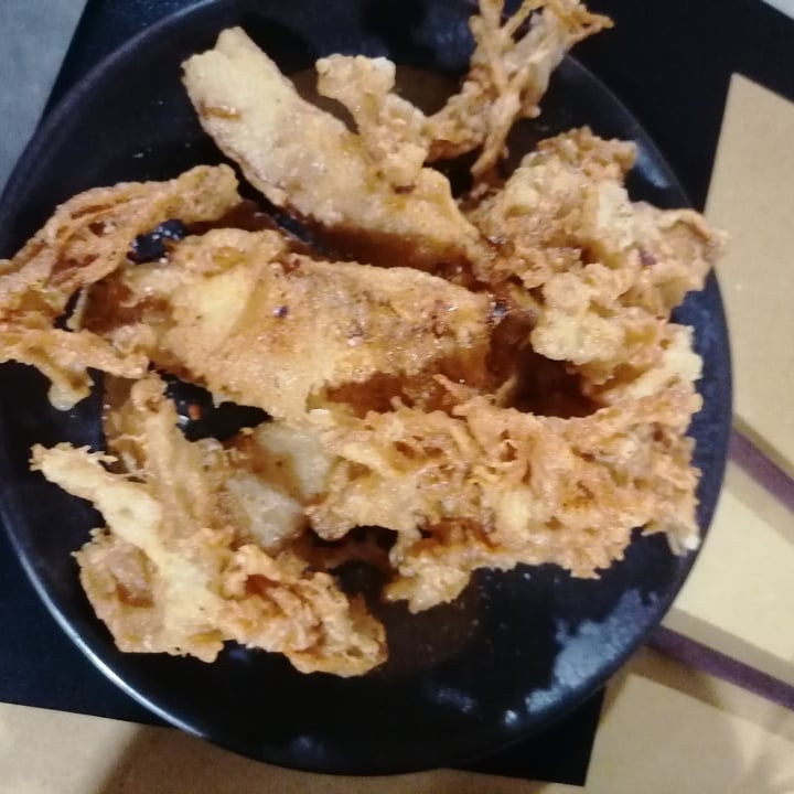 photo of Handa Funghi In Tempura shared by @veggymitzy on  26 Jul 2022 - review