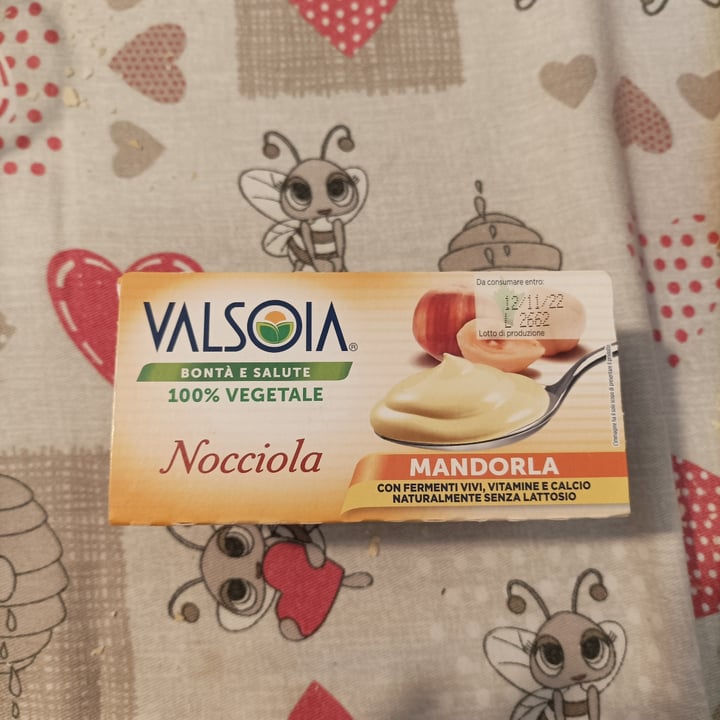 photo of Valsoia Nocciola Mandorla shared by @vvrr on  08 Oct 2022 - review
