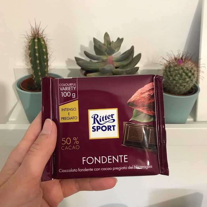 photo of Ritter Sport Fondente 50% Cacao shared by @nikyveg on  15 Apr 2022 - review