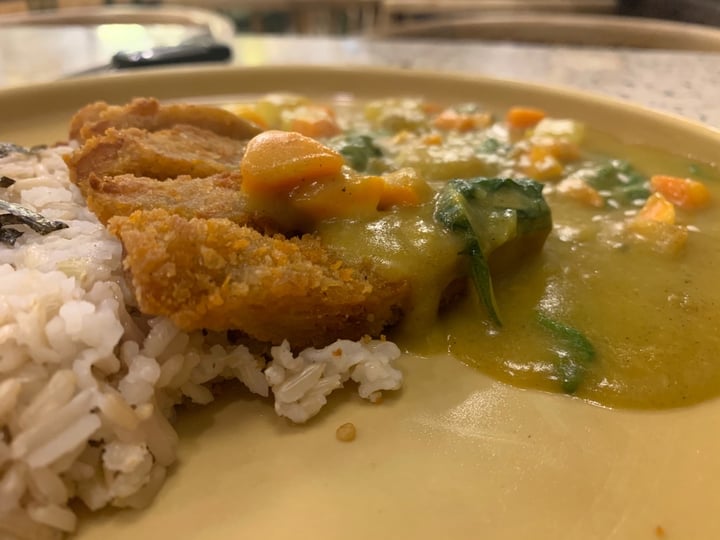 photo of Burgreens Bandung Japanese Katsu Curry shared by @arpitpandey on  28 Nov 2019 - review