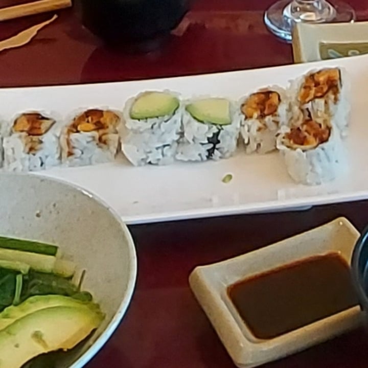 photo of Kibo Sushi Yam & Avocado Roll shared by @svraphael88 on  20 Jun 2022 - review