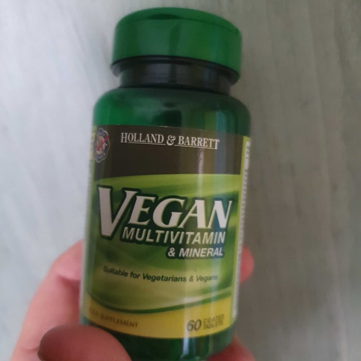 photo of Holland & Barrett Vegan Multivitamin and Mineral shared by @loopyfruitloop on  19 Apr 2021 - review