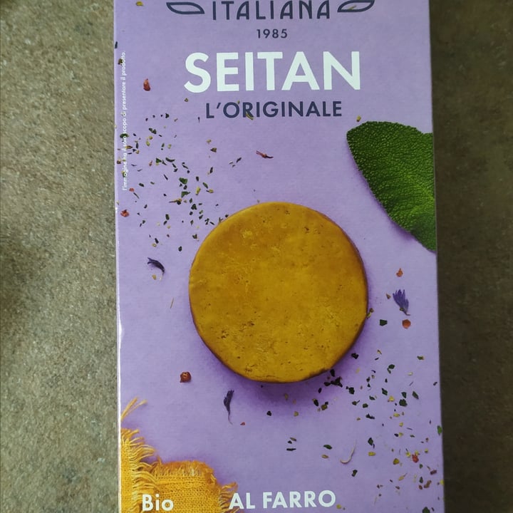 review photo of Compagnia Italiana Seitan al farro shared by @robii on 11 Mar 2022 - review
