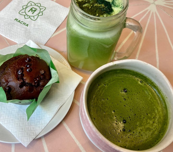 photo of Macha Café Chocolate vegan muffin shared by @jules-v on  07 Oct 2020 - review