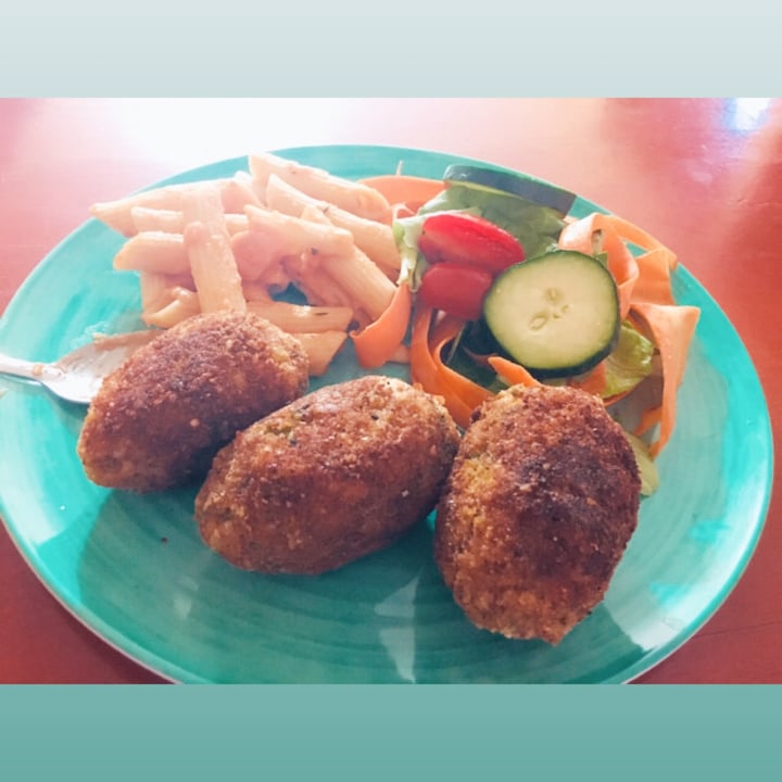 photo of Veganites Croquetas de garbatun shared by @virymartinez on  19 Jun 2020 - review