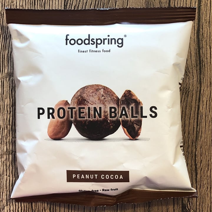 review photo of Foodspring protein balls Peanuts Cocoa shared by @caterinaalice on 31 May 2022 - review