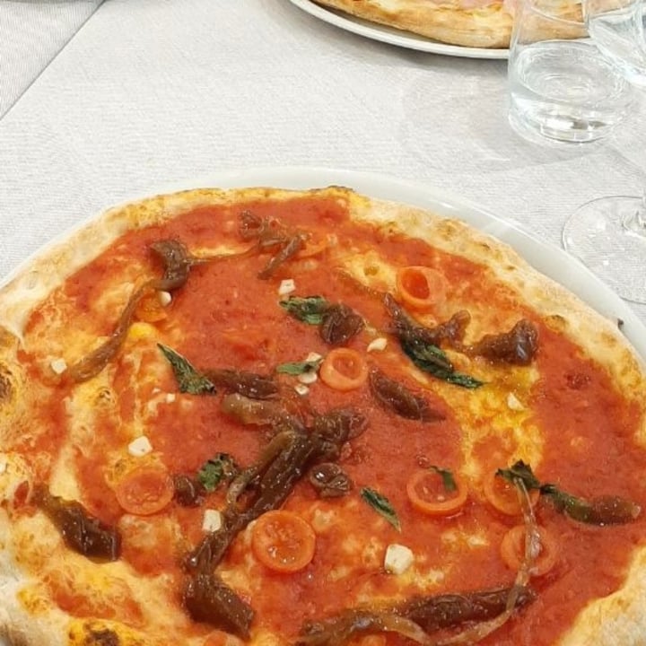 photo of La Buca dei Diavoli (Fidenza) Pizza marinara shared by @poirot on  27 May 2022 - review