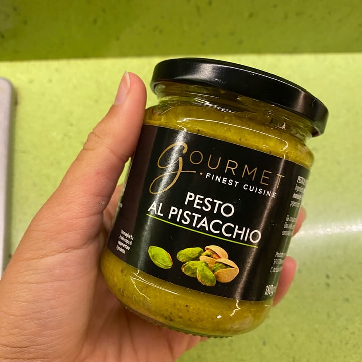 photo of Gourmet Finest Cuisine Pesto Al Pistacchio shared by @alessiacarrara on  04 Oct 2021 - review