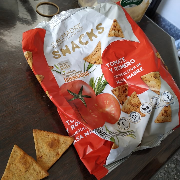 photo of Almadre Snacks tomate y romero shared by @beiaene on  24 Jul 2022 - review