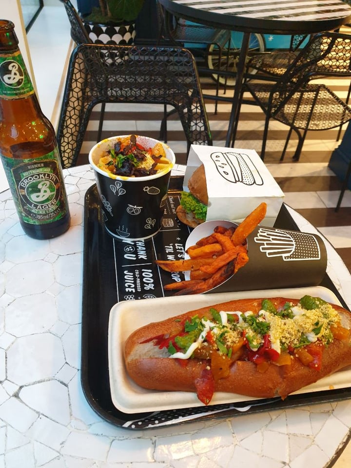 review photo of by CHLOE. Tower Bridge Pesto meatball shared by @mmerkel on 02 Sep 2019 - review