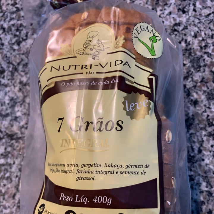 review photo of Nutri-Vida Pão de Forma Integral 7 Grãos shared by @julianaolivo on 26 Apr 2022 - review