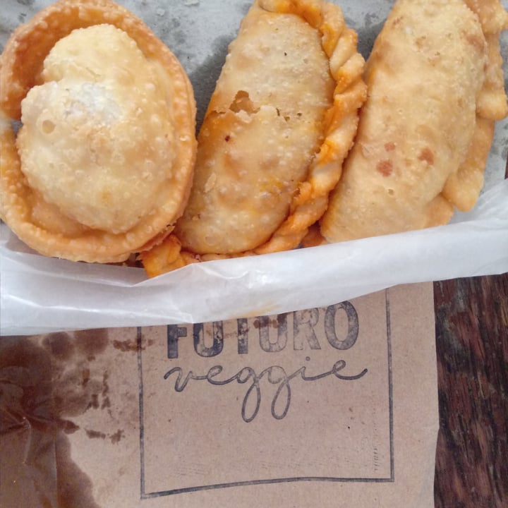 photo of Futuro Veggie - Coffee & Deli Empanada frita shared by @musa-en-huelga on  05 Apr 2021 - review