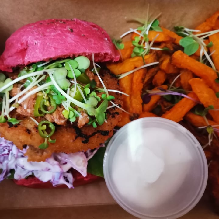 photo of The Conscious Kitchen TCK Burger shared by @sarahwouters1 on  14 May 2022 - review