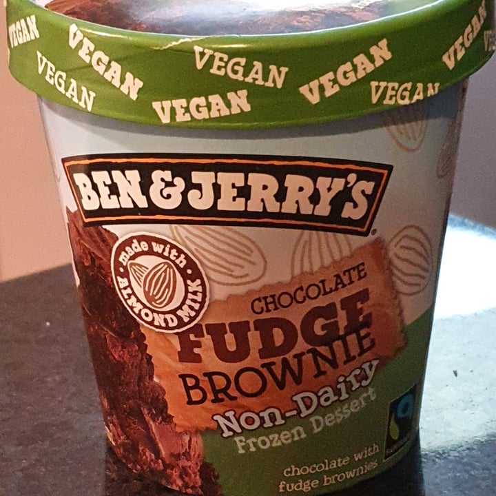 photo of Ben & Jerry's Chocolate Fudge Brownie Non-Dairy Ice Cream shared by @vanenaweb on  17 Aug 2022 - review