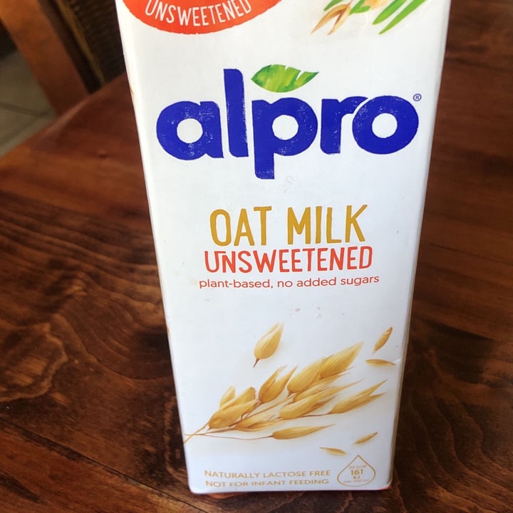 photo of Alpro Unsweetened Oat Milk shared by @herb_ivore98 on  27 Mar 2022 - review