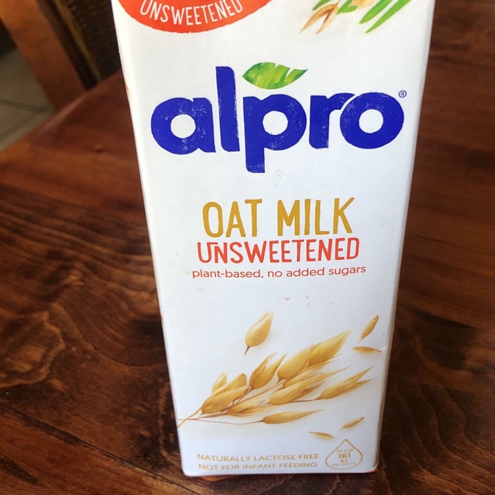 review photo of Alpro Unsweetened Oat Milk shared by @herb_ivore98 on 27 Mar 2022 - review