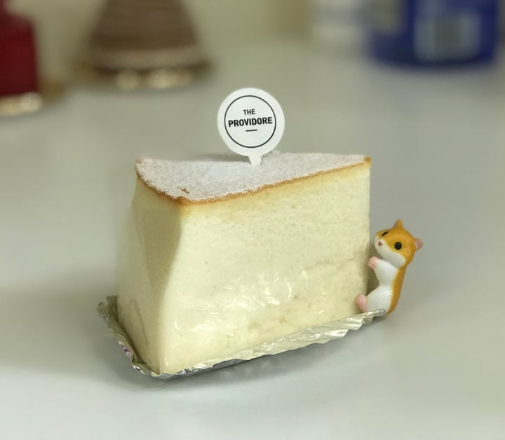 photo of The Providore Raffles Place Yuzu Souffle Cheesecake shared by @nicholaslee on  13 Dec 2017 - review