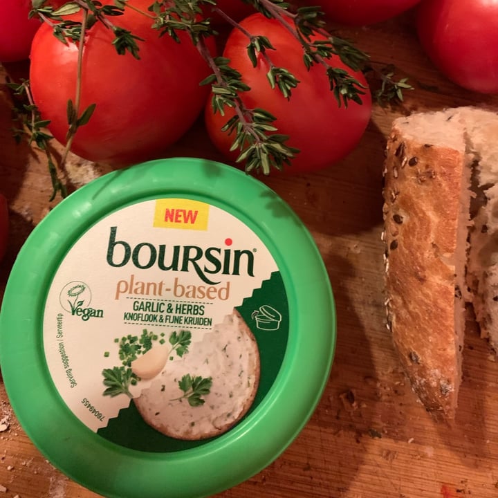 review photo of Boursin Plantbased Knoflook & Fijne Kruiden shared by @dieneke on 19 Dec 2021 - review