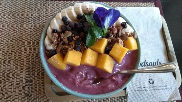 photo of Goodsouls Kitchen Berry Smoothie Bowl shared by @felice on  10 Sep 2019 - review